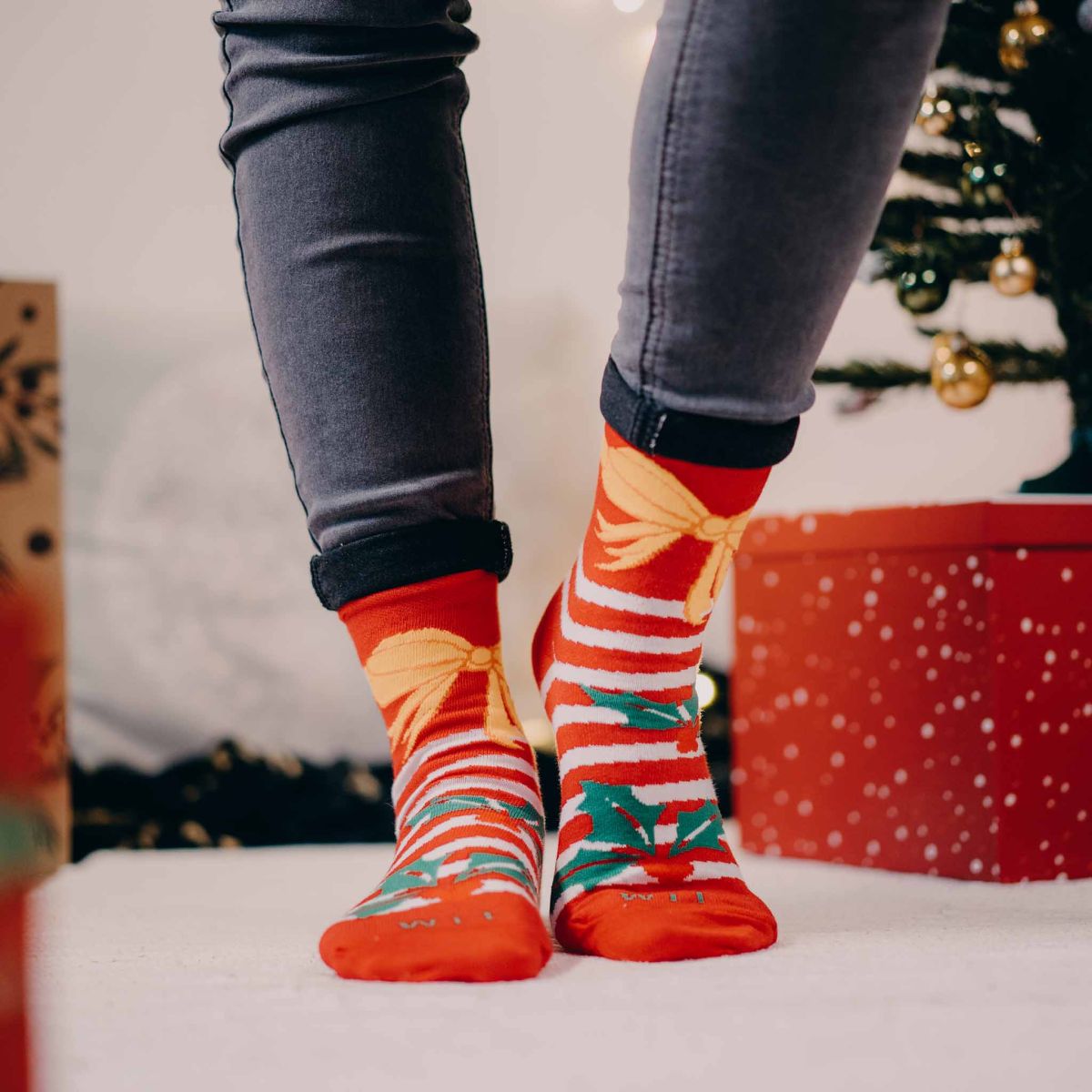 Socken - Weihnachten 3 + Weihnachtskugel + Geschenkbox p5