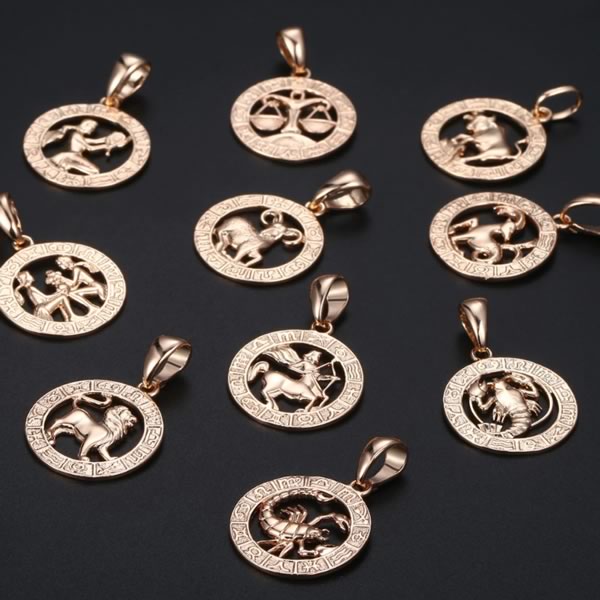 Astrologický náhrdelník - Kozoroh (Capricorn), barva zlatá