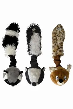 Hračka pes Míč s ocáskem pískací Skinneeez 26 cm