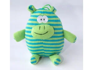 HRAČKY SALAČ Hrošík úplet - pískací 20cm