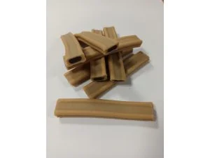 FAUNAKRAM Pet Food BIG BONE řezy jehněčí 15 kusů - poloměkký pamlsek 11cm