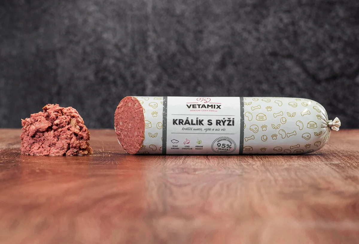 Králík s rýží 850g