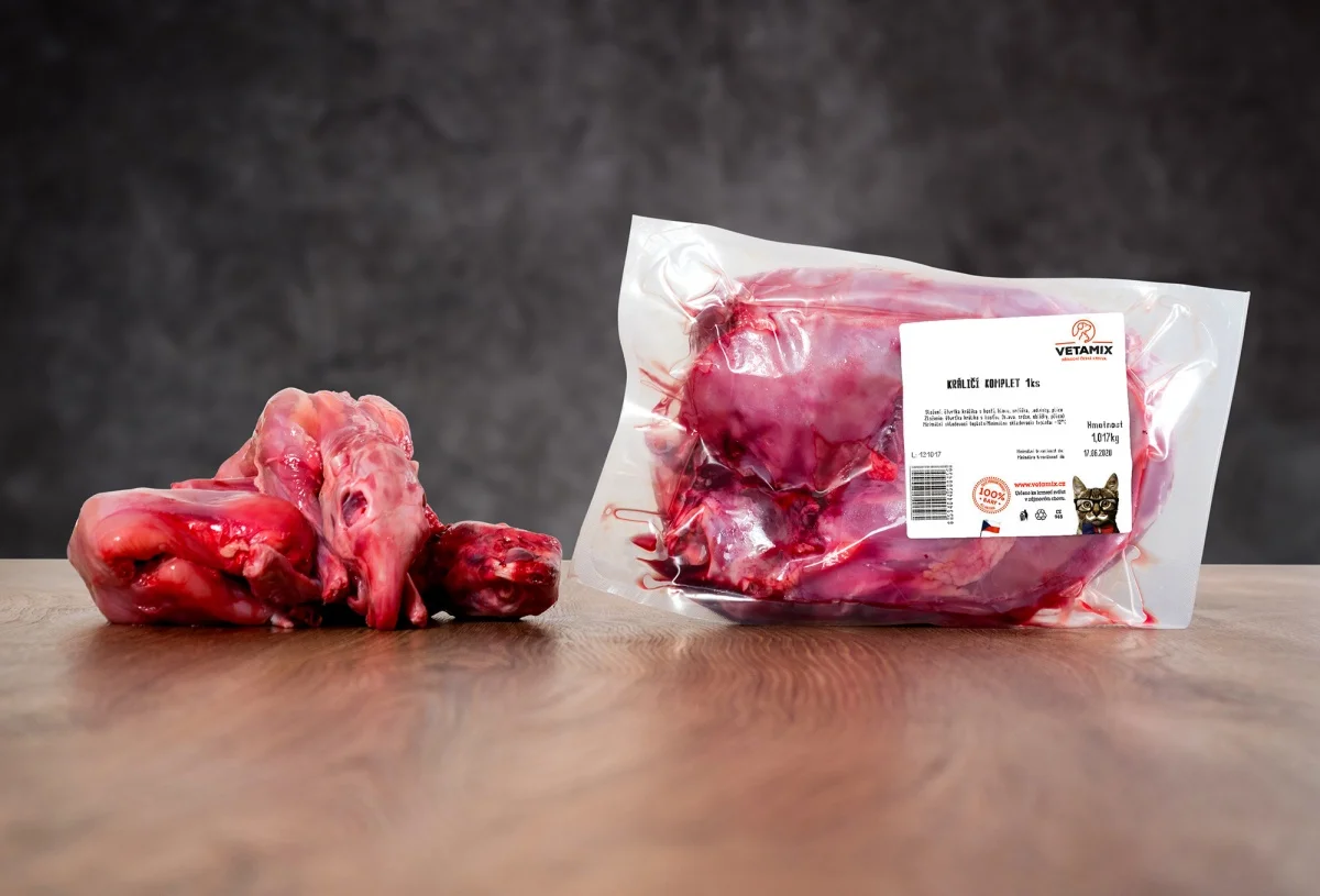 Králík komplet 1,3kg