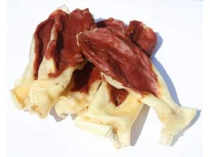 Salač Uši králičí plněné kachnou 250g