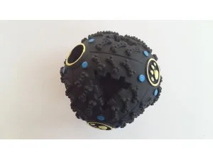 HRAČKY SALAČ Míček na pamlsky - se zvukem