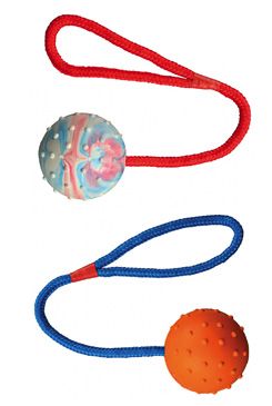 Trixie Vrhací Hrbolatý Míč Na Šnůrce - 6cm/30cm
