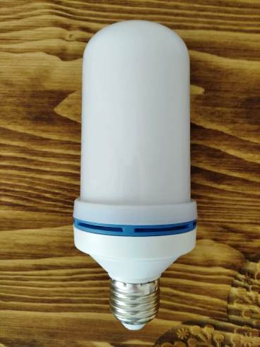 Żarówka LED z imitacją płomienia Żarówka LED z imitacją płomienia