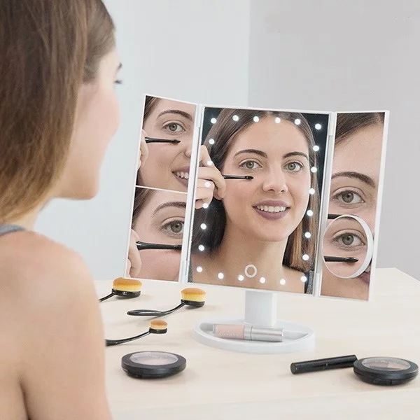 LED magnifying mirror 4 in 1 - InnovaGoods