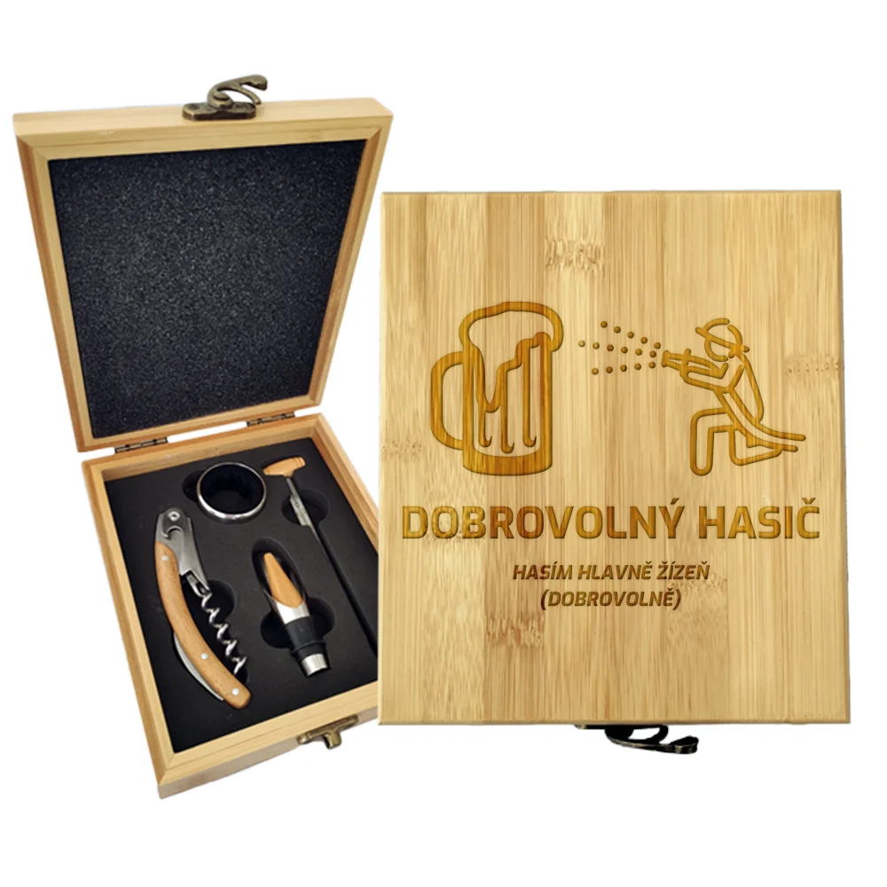 Dárková sada na víno Dobrovolný hasič: 147×168×49 mm
