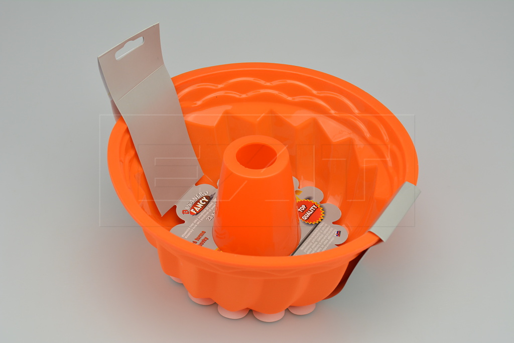Fotografie Silikonová pečící forma na bábovku BUCANERO - Oranžová